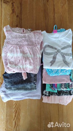 Одежда для девочки пакетом 128-134