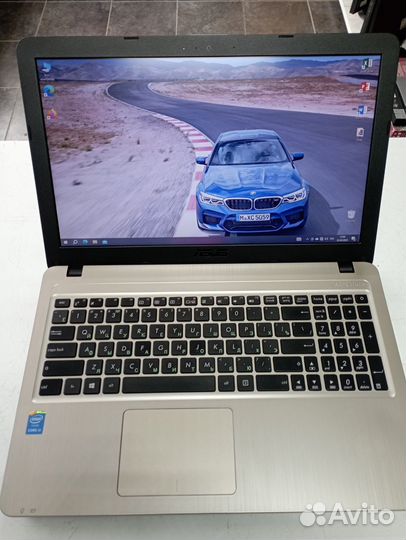 Ноутбук Asus i3 +8gb +SSD240 +отл. аккум Гарантия