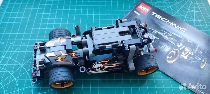 Lego Technic 42046 (автомобиль для побега)