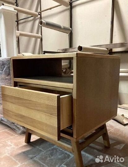 Тумба под тв из массива