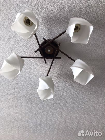 Светильник потолочный