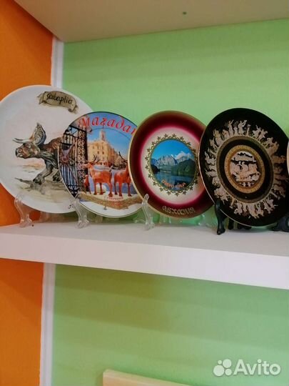 Керамика интерьерная (тарелки на подставке)