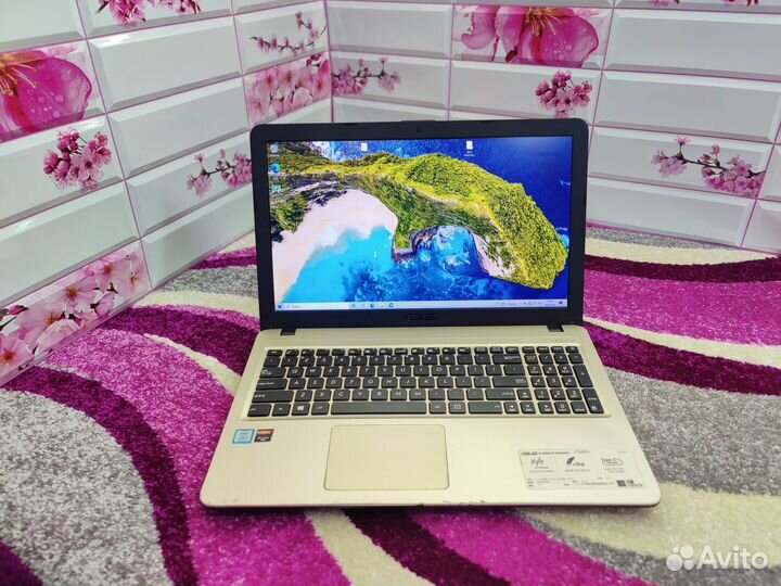 Ноутбук asus IPS/Intel Core i5/AMD Radeon R5 M420