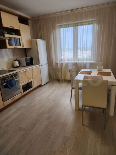 2-к. квартира, 65 м², 12/16 эт.
