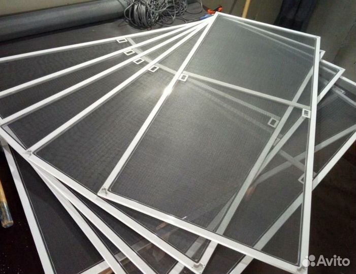 Москитная сетка на окно под заказ от производителя