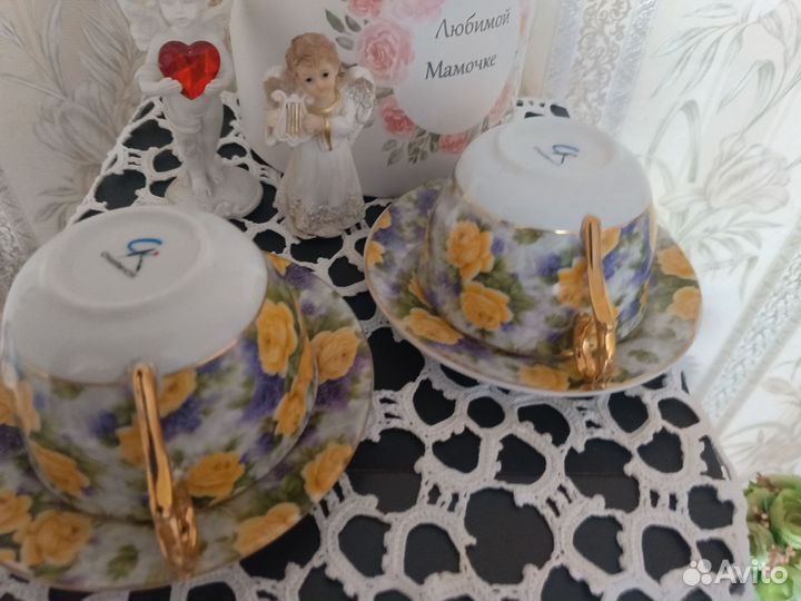 Две чайные пары. Костяной фарфор