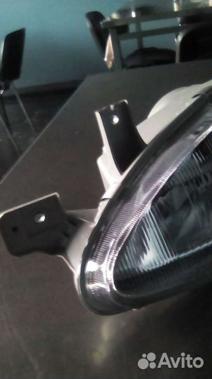 Фара левая хенде акцент