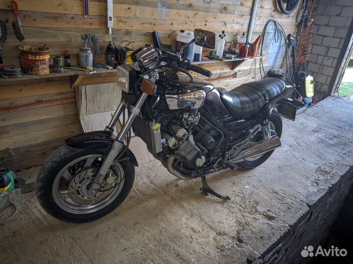 Yamaha fzx750