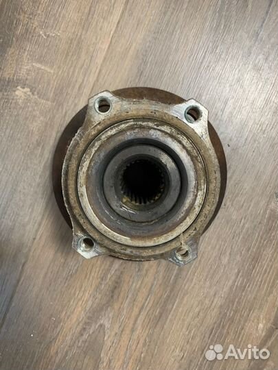 Ступица задняя Mercedes S 500 4Matic W221 273 968