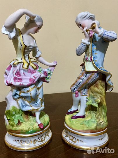 Парные статуэтки. Высота -24 см. Франция