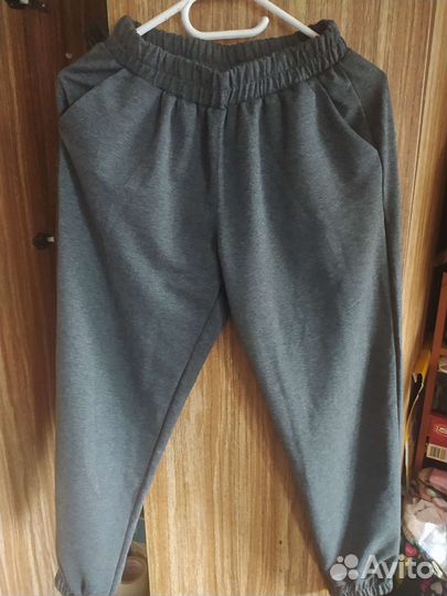 Спортивный костюм женский 46 новый