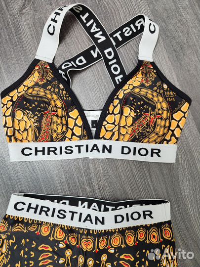 Костюм комбинезон фитнес