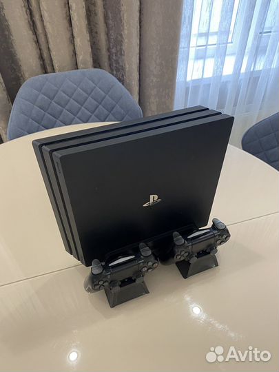 Sony playstation 4 Pro 1tb