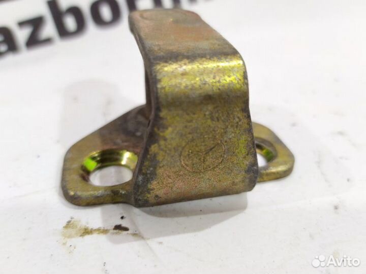 Петля замка двери Mercedes V-Class W638 2.1D 2001