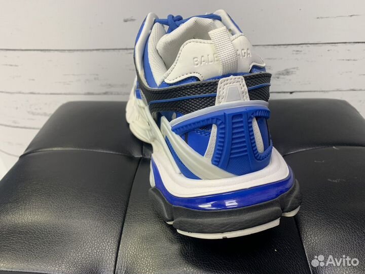 Balenciaga track 2