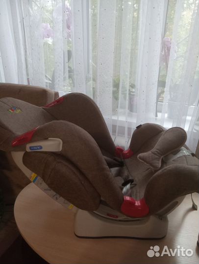 Детское автокресло