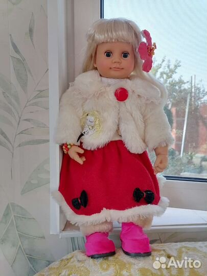 Кукла с коляской (с одеждой и аксессуарами)