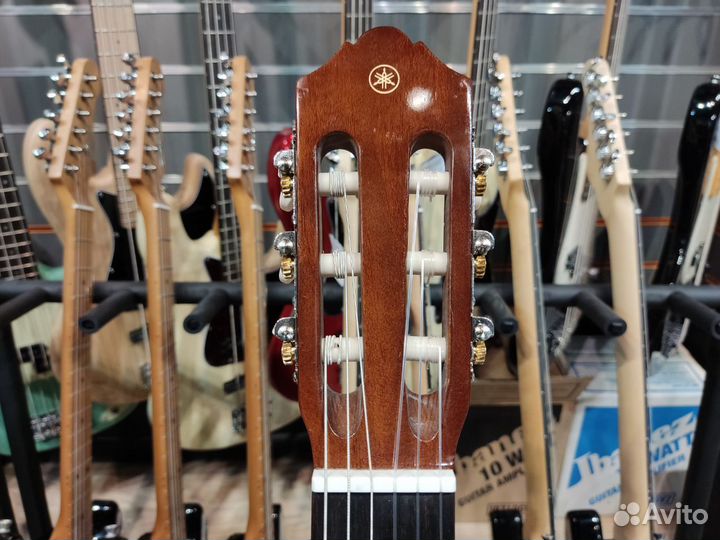 Yamaha CX40 - электро-классическая