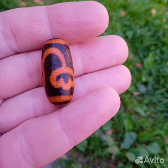 Старая Бусина Дзи 