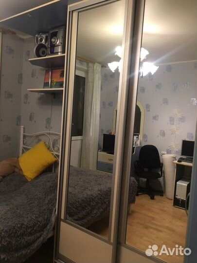 Мебель в комнату (стенка, шкаф, стол, тумба, комод