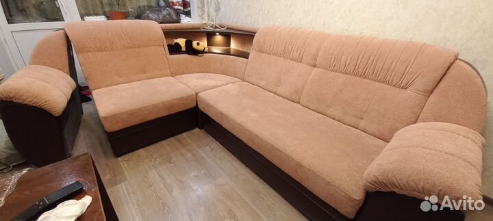 Угловой диван