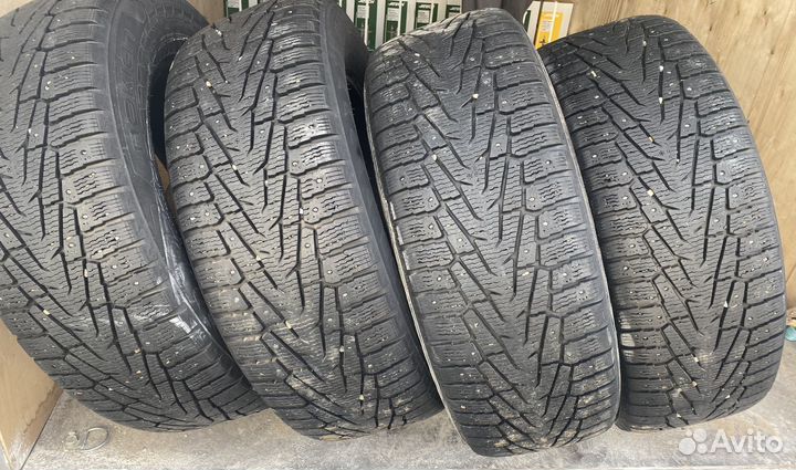 Nokian Tyres Hakkapeliitta 8 SUV 265/60 R18 103R