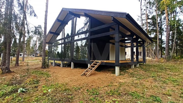 Дом 163 м² на участке 9,8 сот.