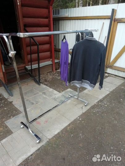 Вешалки стойки