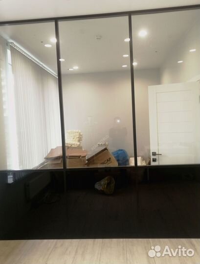 Межкомнатные стеклянные перегородки раздвижные