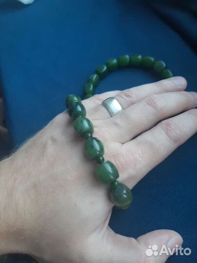 Натуральный нефрит. Нефритовый браслет