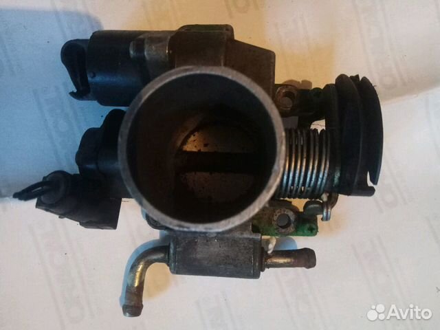 Дроссельная заслонка