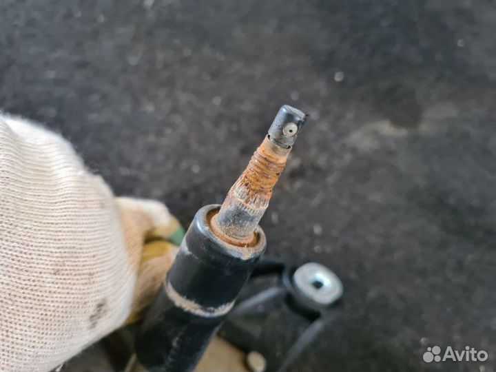 Мотор заднего дворника Volkswagen Touran 1