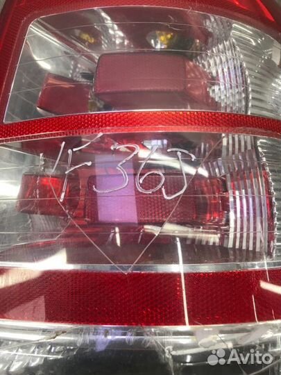 Фонарь задний правый Opel Zafira B минивэн 2010