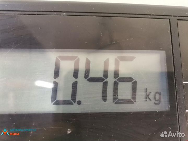 Петля крышки багажника Chevrolet Volt 2011