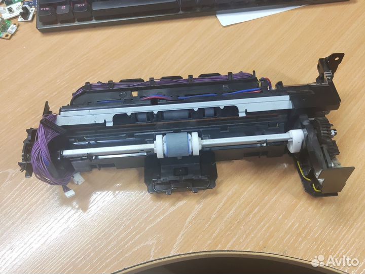 Узел подачи RC3-0168 canon LBP7018