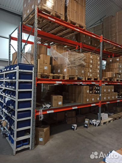 Паллетный металлический стеллаж