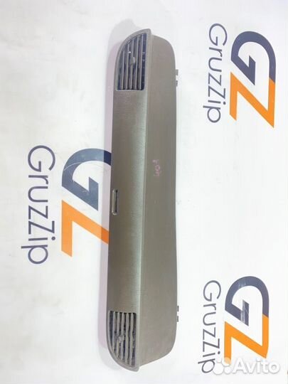 Пластик торпеды Isuzu Giga CXZ81K1 10PE1 1995