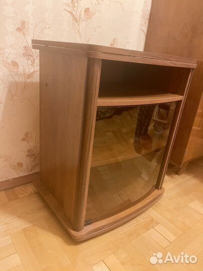 Тумба под телевизор