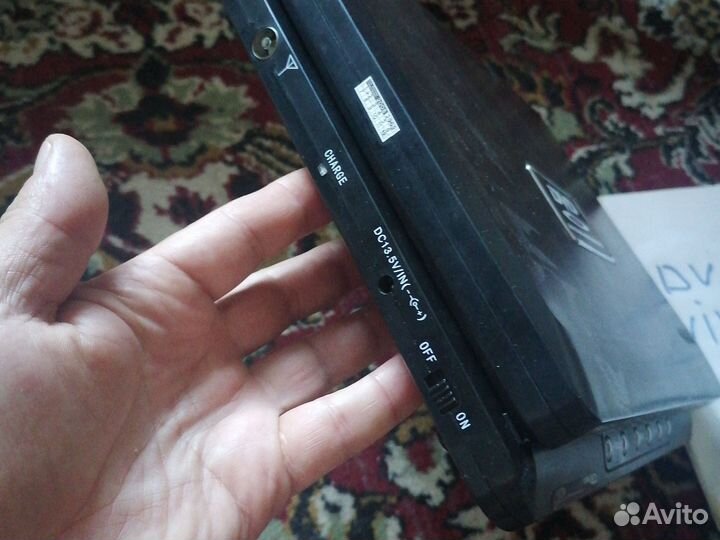 Портативный видеопроигрыватель