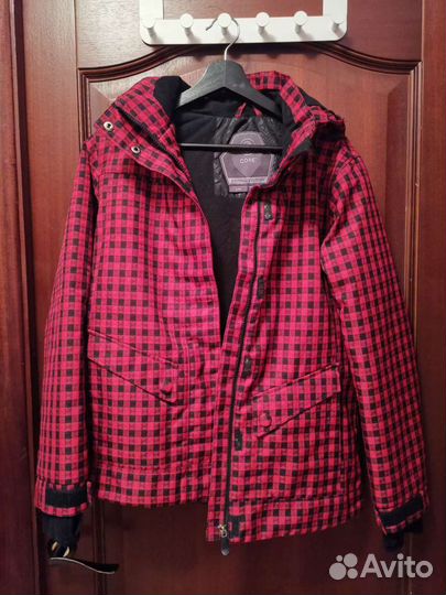 Сноубордическая/горнолыжная куртка