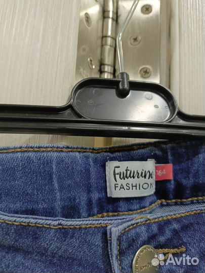 Джинсы на девочку 158-164