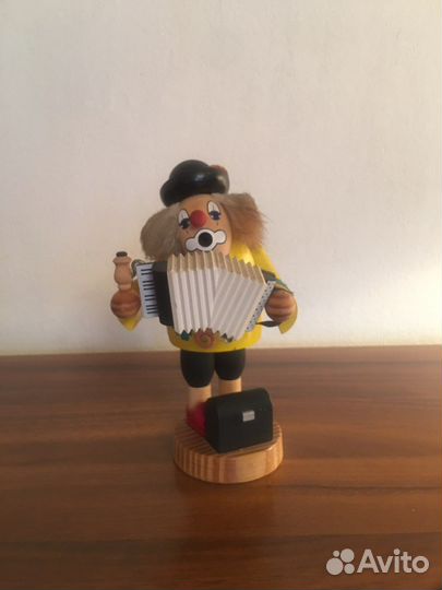 Статуэтка немецкий курильщик