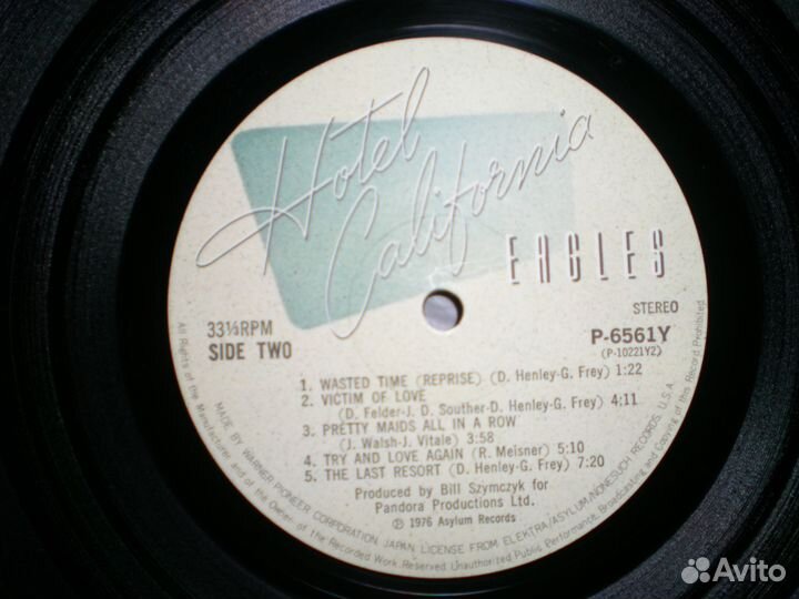 Lp Eagles – Hotel California (Japan) Poster mint