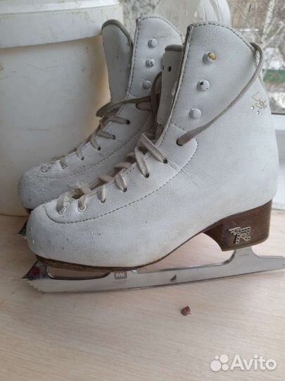 Фигурные коньки risport 225