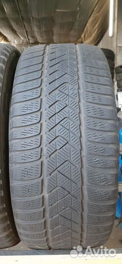 Pirelli Winter Sottozero 3 235/40 R19