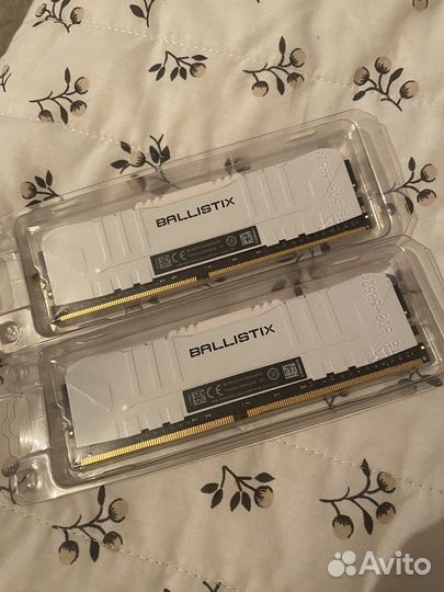 Crucial Ballistix 3200 ddr4 dimm 32 gb (2x16 gb)