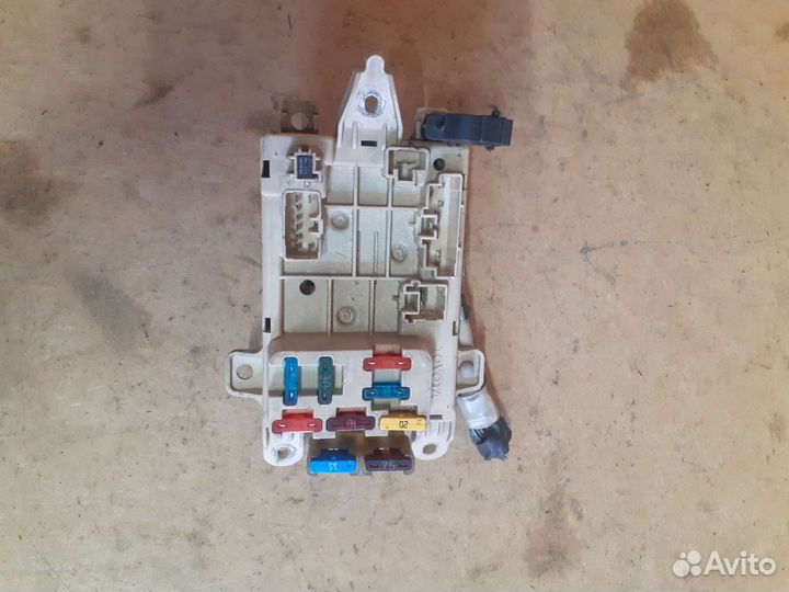 Блок предохранителей Toyota Corsa EL41