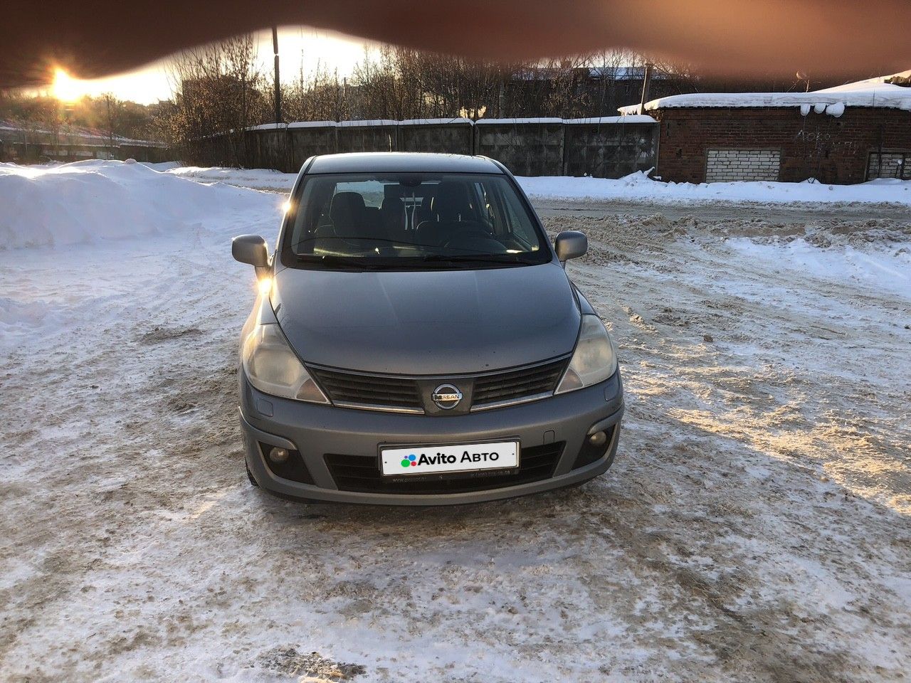 Nissan Tiida: фото владельца