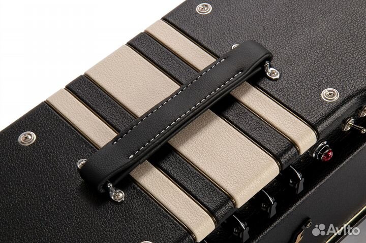 CMV15H-EU Усилитель гитарный, ламповый, 15Вт, Cort