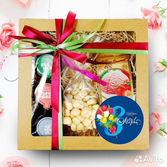 Подарочный набор коробка С 8 марта №1